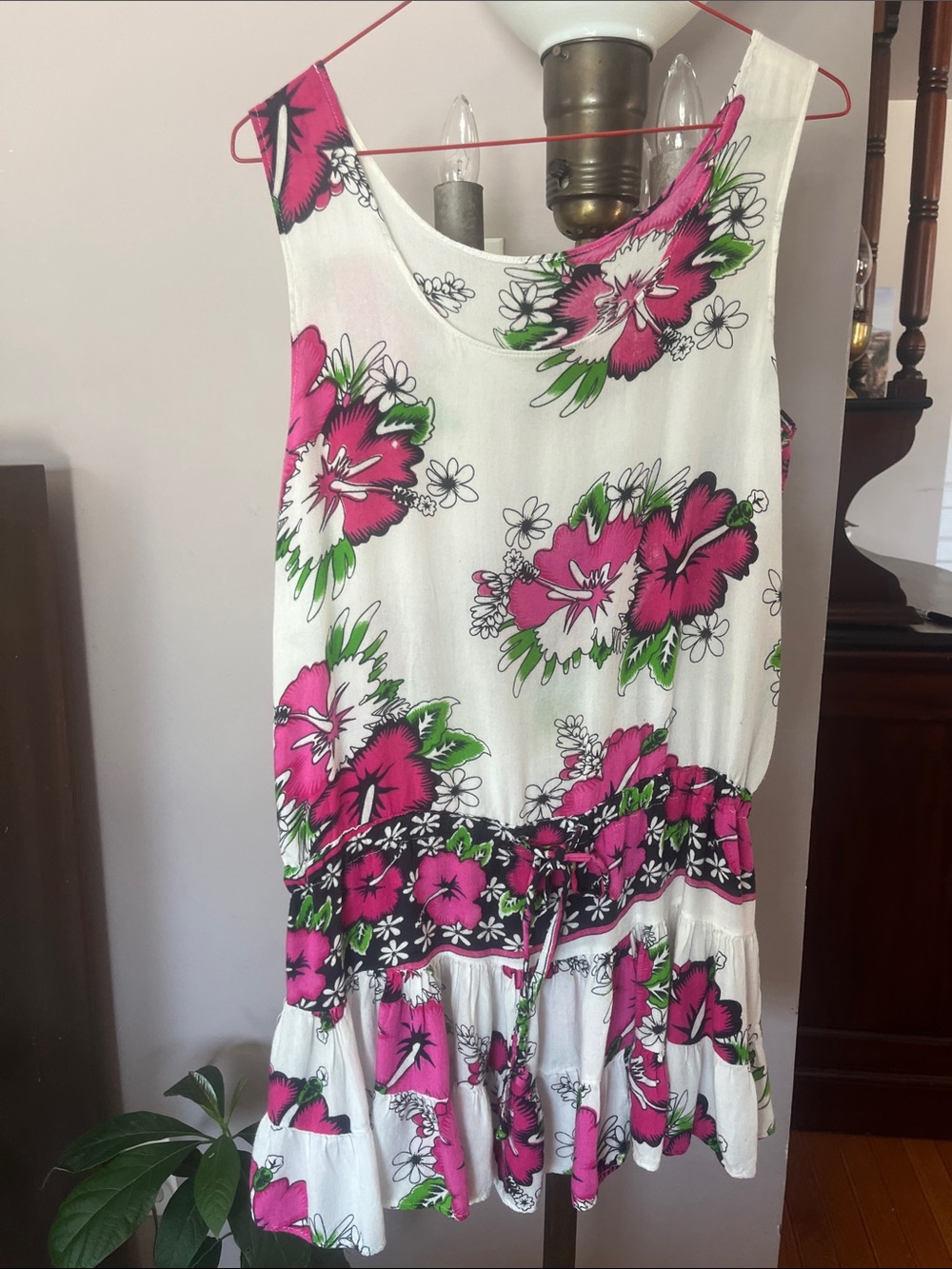 Floral Sleeveless Mini Dress in White and Pink